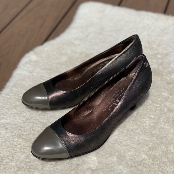 AGL Patent Cap Toe Pumps Francy Pebble Heels - Picture 2 of 7